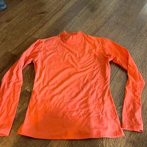 Under Armour fitted large shirt. Women’s. Orange